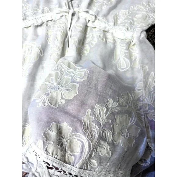 Betsey Johnson White Lace Floral Sheer Kimono Cover Up Tie Front Size S/M - Picture 9 of 11